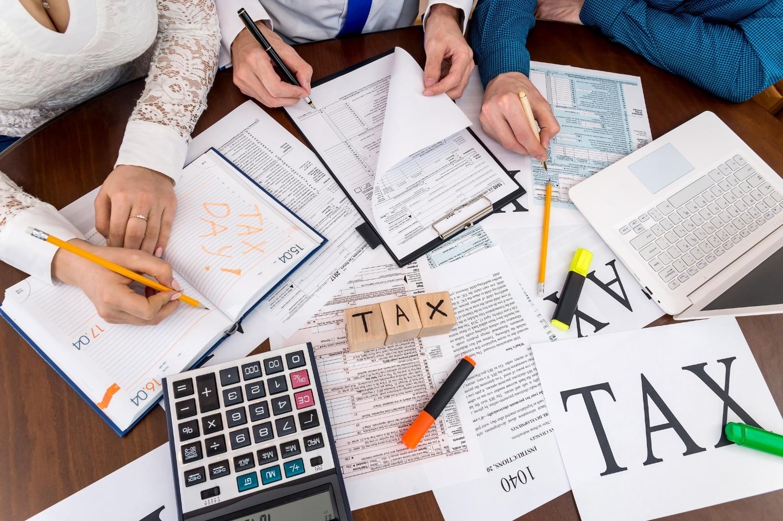 How Tax Advisory Services Can Help You Avoid Costly Mistakes